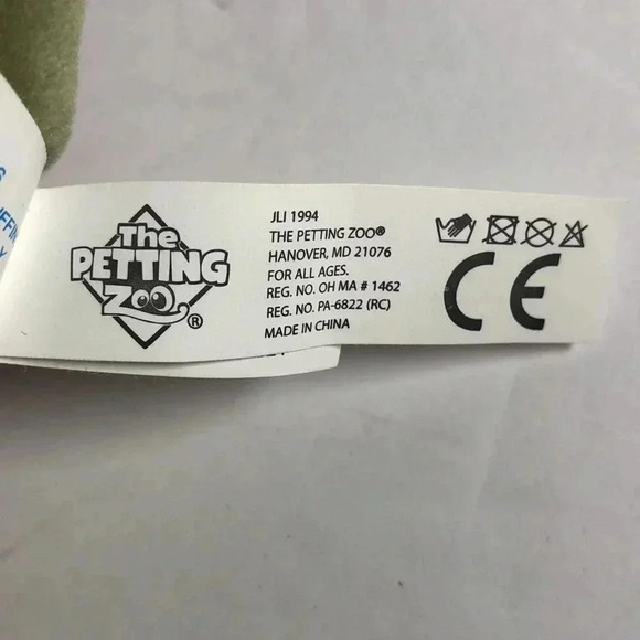 The Petting Zoo Seaworld Green Plush Alligator- NWT - Picture 7 of 8